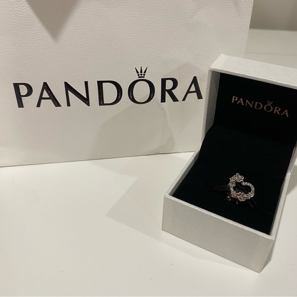 Pandora | Silver Heart And Floral Pandora Charm 🤍 - Picture 7 of 9